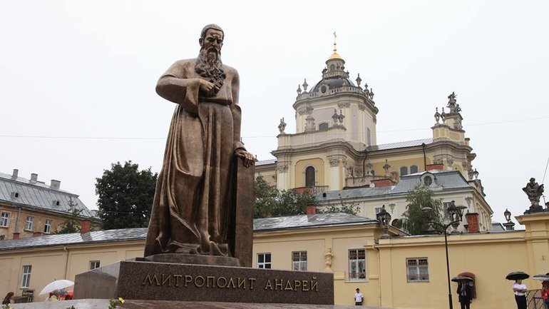 Львів'яни сьогодні вшановують 79-ту річницю відходу до вічності Митрополита Андрея Шептицького - фото 1