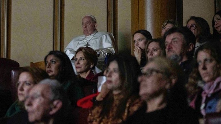 Папа Франциск взяв участь у перегляді фільму про війну в Україні - фото 1