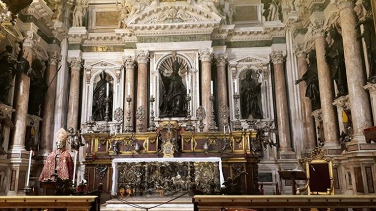 Під час візиту Патріарха Варфоломія у Неаполь сталося чергове диво з кров'ю святого Януарія - фото 1