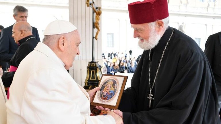 Белорусские греко-католики передали Папе копию иконы Божией Матери Жировичской - фото 1