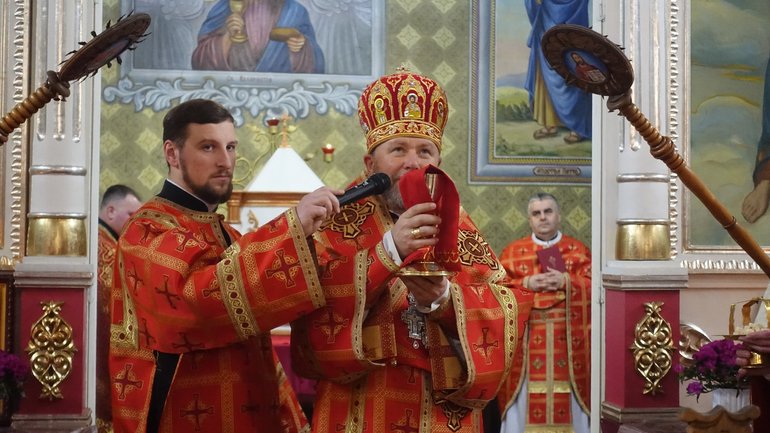 На Закарпатті відслужили Літургію з чашею, яка належала президенту Карпатської України о. Августину Волошину - фото 1
