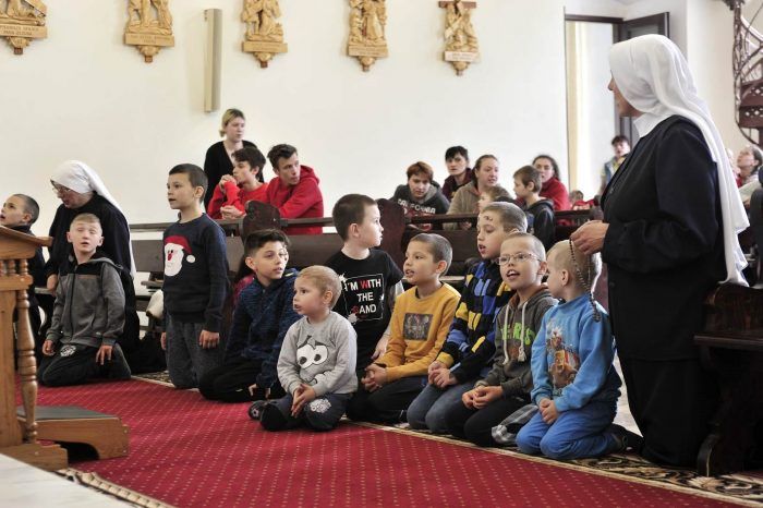 Монастир на Тернопільщині прихистив 40 дітей із Харкова - фото 94720
