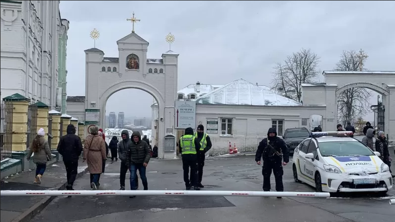 Останній день УПЦ в Києво-Печерській лаврі. Як він пройшов і чи виїде 'московська церква' - фото 111305