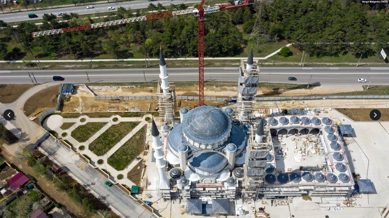 Вид на строительную площадку Соборной мечети в Симферополе, 2020 год - фото 115882