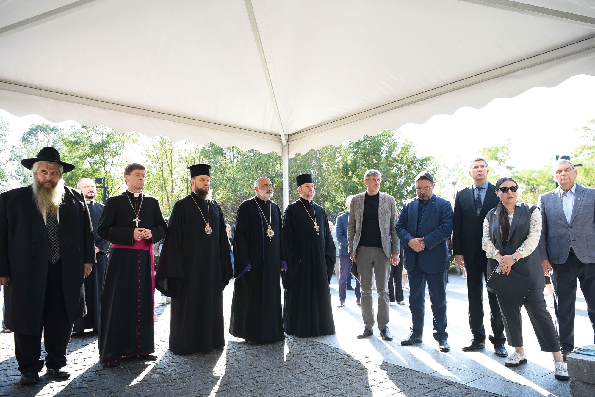 У Києві молитовно вшанували жертв Бабиного Яру - фото 122078